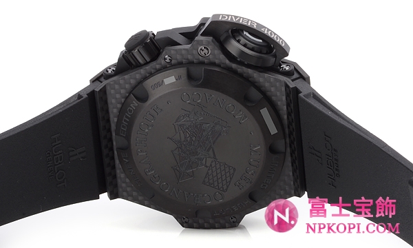 ウブロオーシャノグラフィック ４０００ カーボン世界５００本限定 731.QX.1140.RX